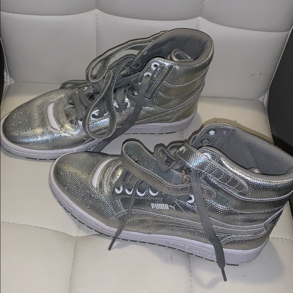 Puma women silver shoes